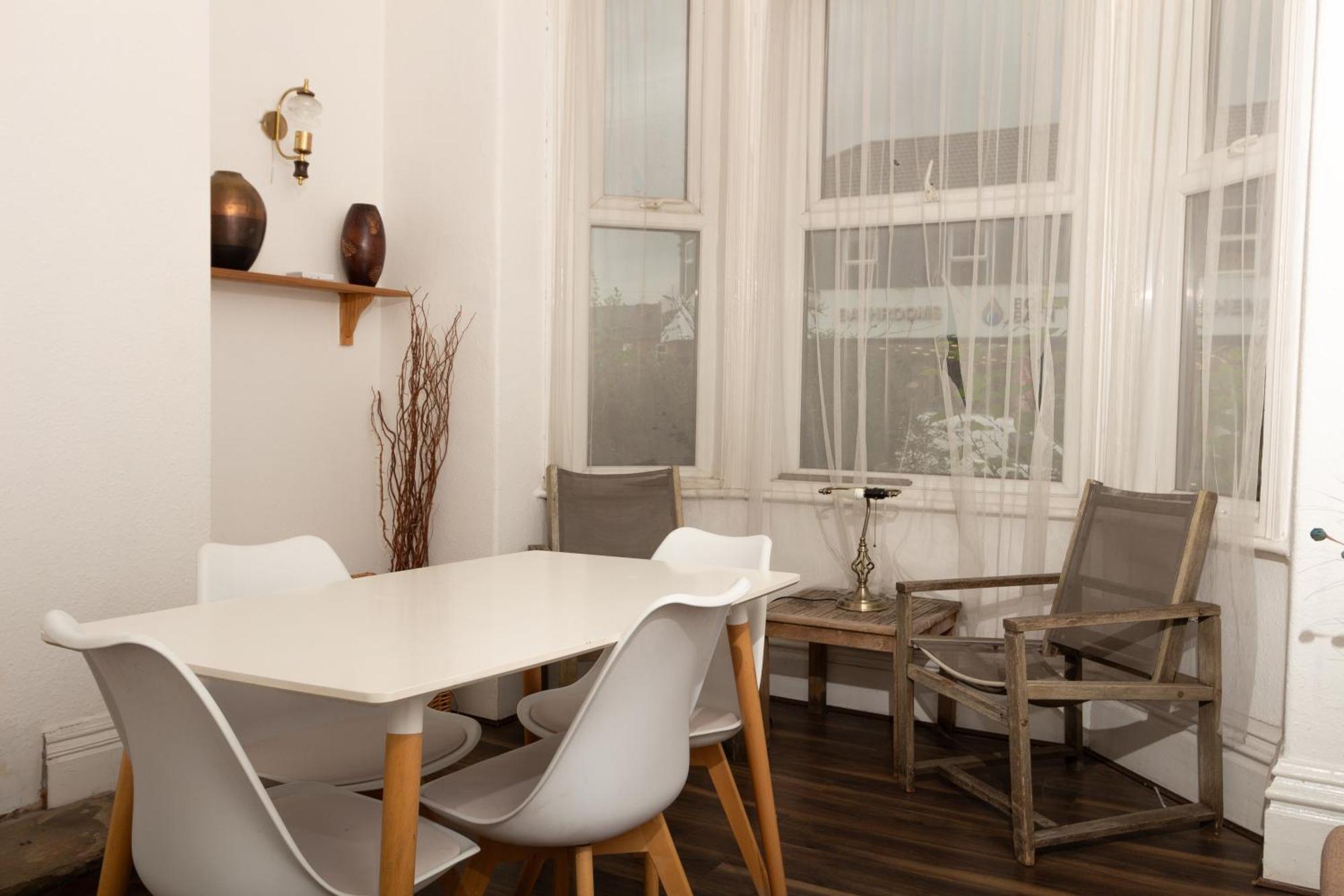 Lovely Private Rooms Near Mcr Centre Manchester Exterior photo